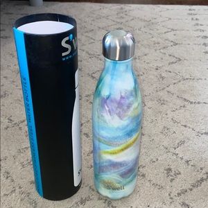 Swell 25 oz mother of pearl water bottle NEW